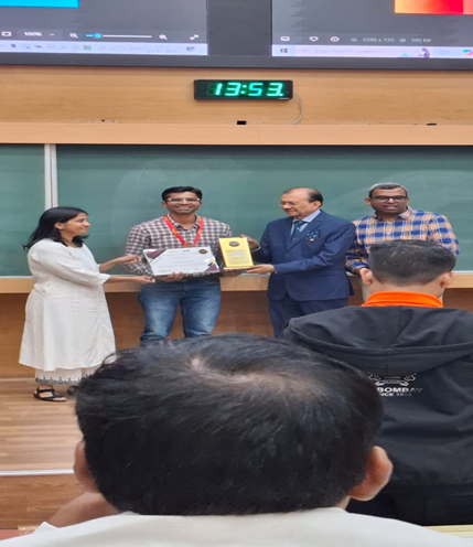 Dr. Satish Mandlik faculty of Poona College of Pharmacy, Pune received a certificate of appreciation and trophy for his instrumental role as SPOC of the SWAYAM-NPTEL local chapter during NPTEL workshop at IIT Powai, Mumbai.