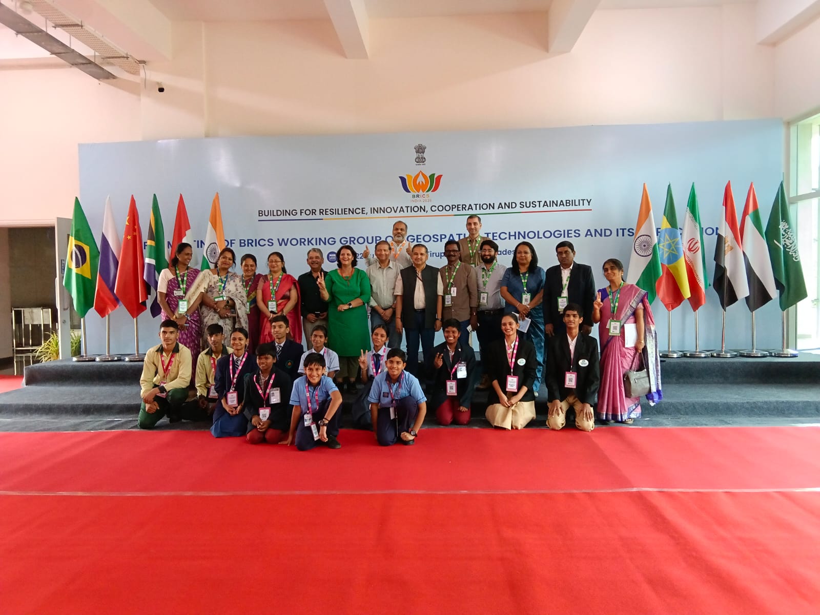 Young Geospatial Innovators Showcase Local Geospatial Projects at the 5th BRICS Working Group Meeting
