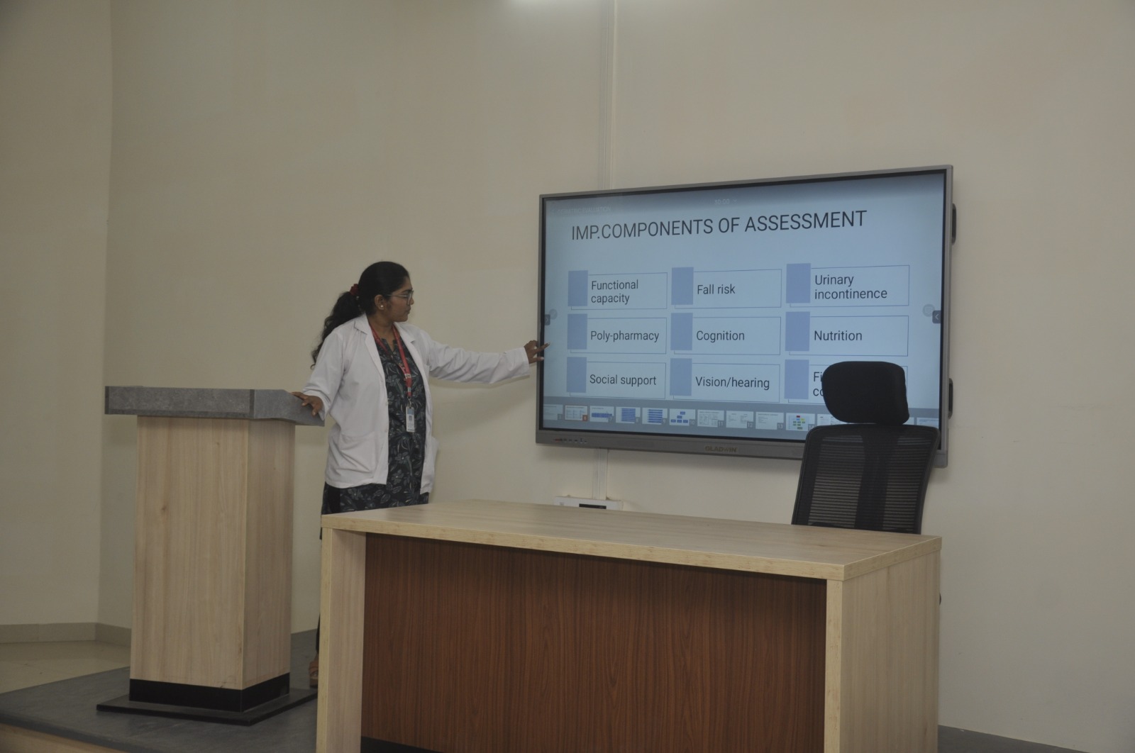 teaching with smart board