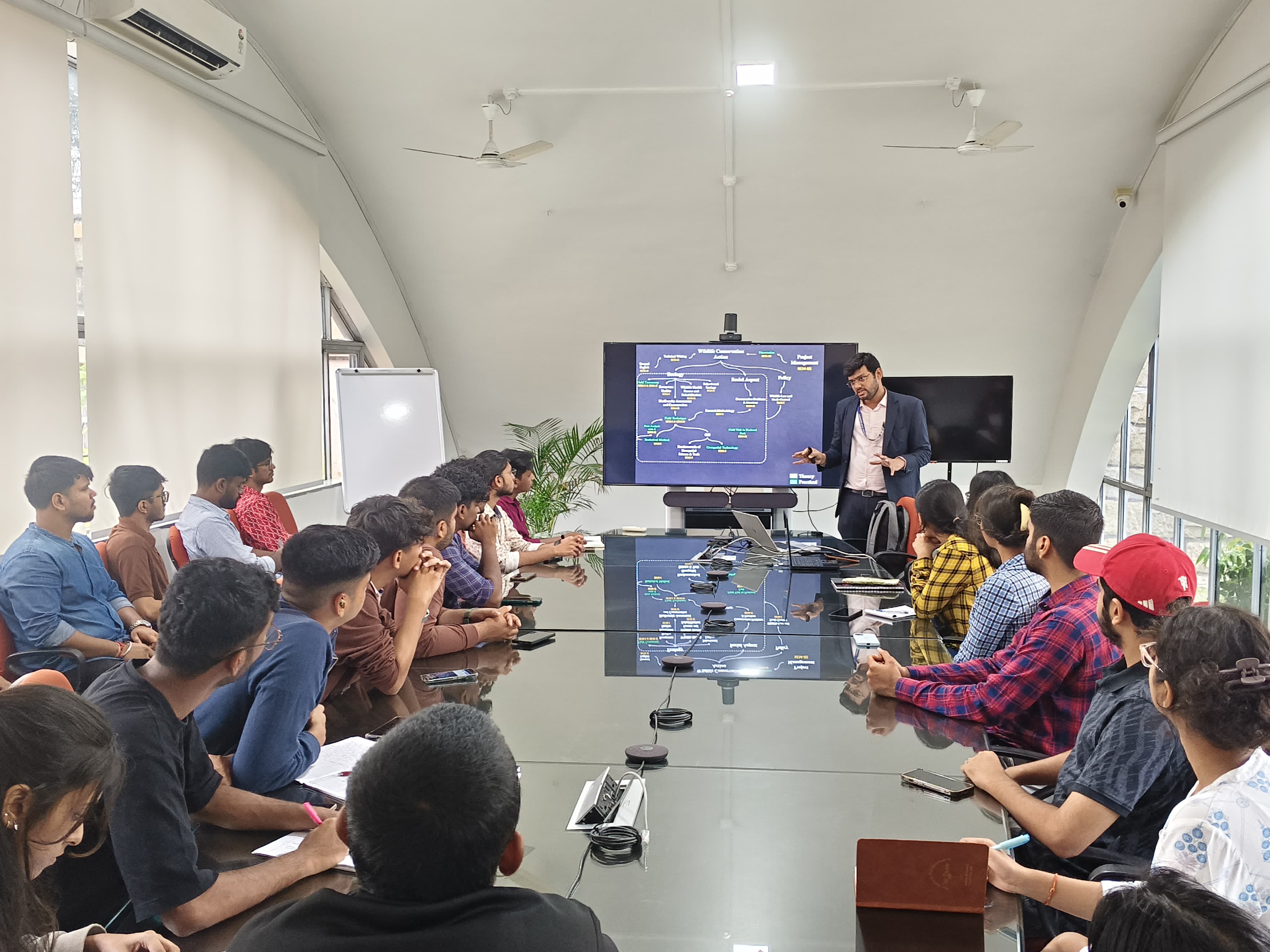 ieer-Seminar_Hall-img