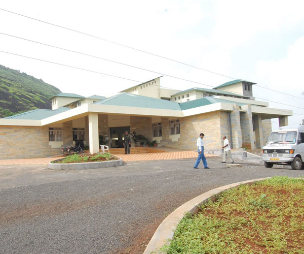 community-medi-facili-img